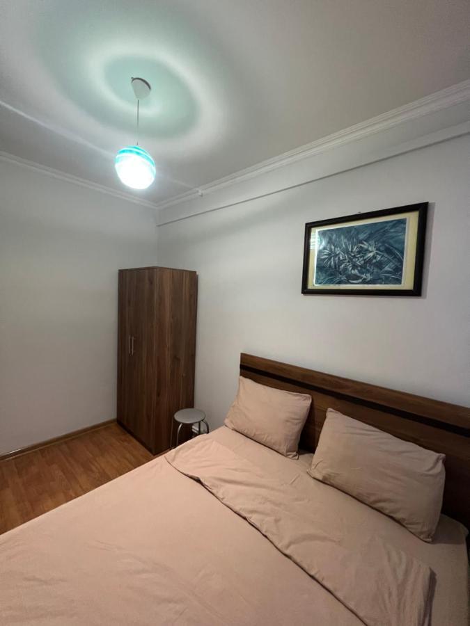 N1 Guest Hause Hotel Yerevan Ngoại thất bức ảnh