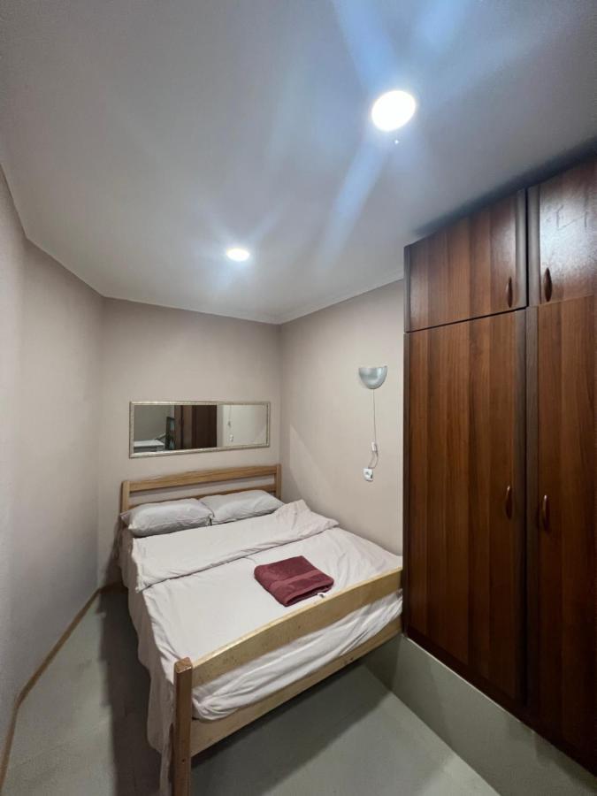 N1 Guest Hause Hotel Yerevan Ngoại thất bức ảnh
