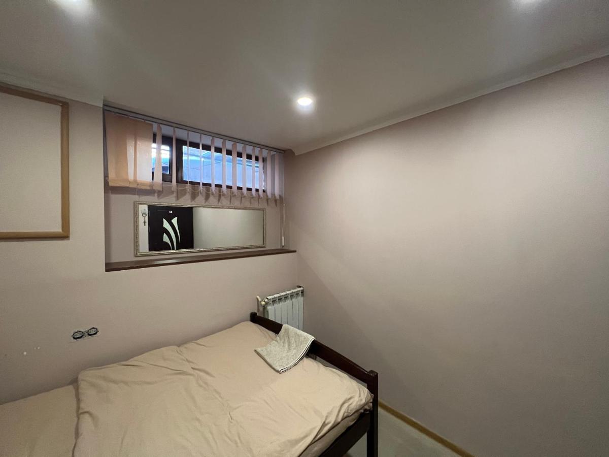 N1 Guest Hause Hotel Yerevan Ngoại thất bức ảnh