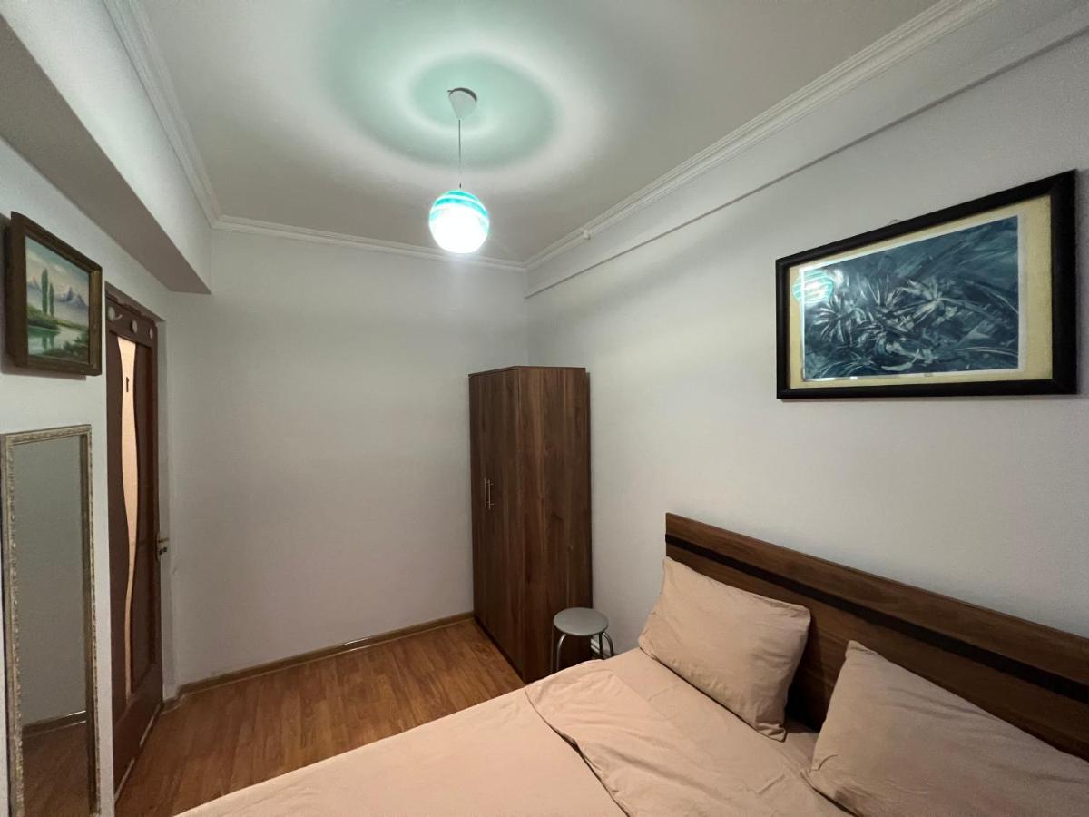 N1 Guest Hause Hotel Yerevan Ngoại thất bức ảnh